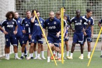 Fenerbahçe Yağmur Altında Çalıştı