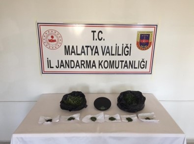 Malatya'da Uyuşturucu Tacirlerine Kıskıvrak