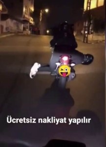 (Özel) İstanbul Trafiğinde 'Bu Kadarına Da Pes' Dedirten Görüntü Kamerada