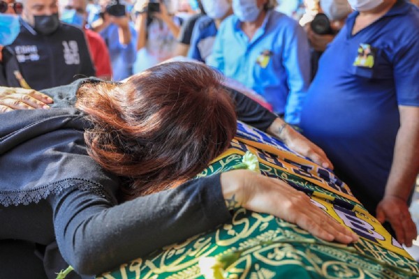 Dilay Kemer son yolculuğuna uğurlandı!