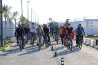 AK Partili Çokal Gençlerle Pedal Çevirdi