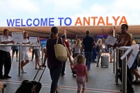Antalya Yılın İlk 10 Ayında 3 Milyon 276 Bin Turist Ağırladı