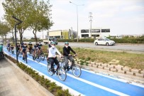 'Aşkınız Ayaklar Altında Gençler'