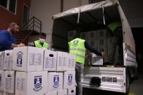 Bodrum Belediyesi Depremzedeler İçin Hazırladığı Kolileri Teslim Etti