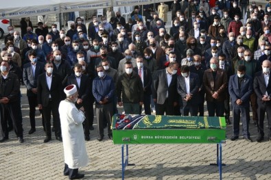 Depremde Hayatını Kaybeden Elif Son Yolculuğuna Uğurlandı