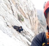 Kayalıklarda Mahsur Kalan Keçiler Kurtarıldı