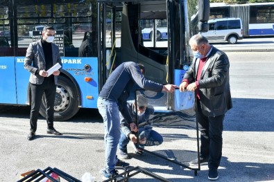 Başkent'te Toplu Taşıma Araçlarına Şeffaf Panel Uygulaması