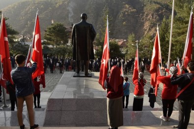 Gazi Mustafa Kemal Atatürk Vefatının 82. Yılında Gümüşhane'de Anıldı