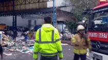 Kartal'da Atık Kağıt Geri Dönüşüm Fabrikasında Yangın