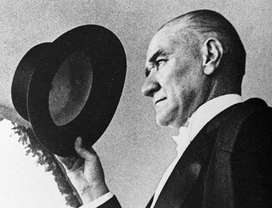 Türkiye Cumhuriyeti'nin kurucusu Mustafa Kemal Atatürk'ün vefatının 82. yıldönümü