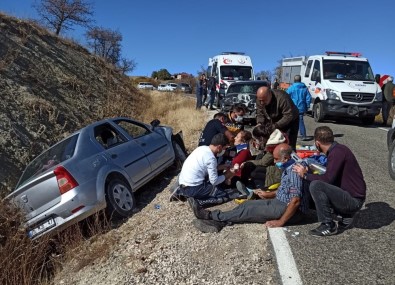Tunceli'de Trafik Kazası Açıklaması 6  Yaralı
