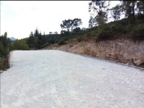 Köy İçi Yollarda İyileştirme Çalışması