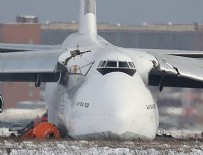 Rusya'da kargo uçağı acil iniş yaptı