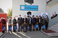 Büyükşehir'den Köy Okullarına Kitap Desteği