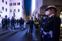 İtalya'da Son 24 Saatte 37 Bin 255 Yeni Vaka