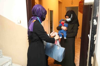 Bağcılar'da 'Hoş Geldin Bebek' Projesinde 50 Bininci Bebeğe Ulaşıldı