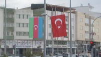 Besni Azerbaycan Ve Türk Bayrakları İle Donatıldı Haberi