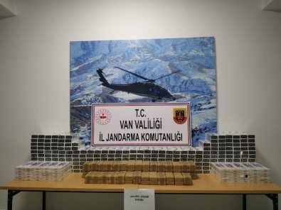 Başkale'de Ağıllara Saklanan 44 Kilo Eroin Ele Geçirildi