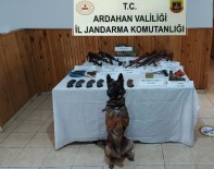 Ardahan'da Şafak Vakti Silah Kaçakçılarına Operasyon Haberi