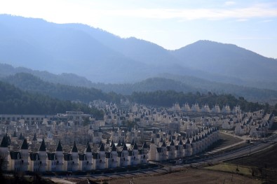 Bolu'da Şato Tipi Evleri Yapan Şirketin Konkordato Talebi Kabul Edildi