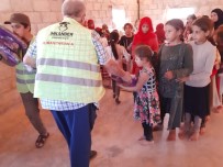 İmkander'den 5 Bin Çocuğa Kışlık Giyim