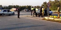 İzmir'de Feci Kaza Açıklaması 1 Ölü, 1 Yaralı