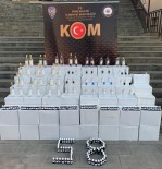 Sivas'ta Bin 620 Litre Etil Alkol Ve 156 Adet Alkol Aroma Kiti Ele Geçirildi