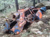 Spil'de Kaderine Terk Edilen Araçlar Görüntülendi