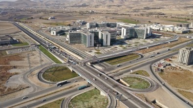 25 Milyon TL'ye Mal Olan Bağlantı Yolu Hizmete Açıldı