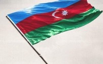 Azerbaycan Askerleri Karabağ'a Türk Bayrağı Dikti
