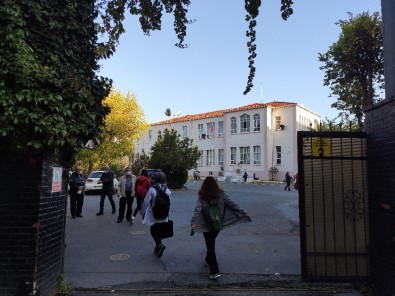 5. Ve 9. Sınıflar Yüz Yüze Eğitime Başladı