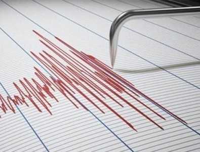 İzmir'de korkutan deprem!