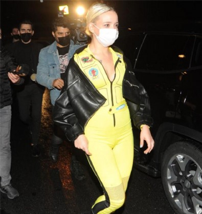 Koronavirüsü hiçe saydılar! 250 milyonluk yalıda Cadılar Bayramı partisi!