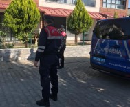 Kuşadası'nda Sahte Alkol Üreten 5 Kişi Yakalandı