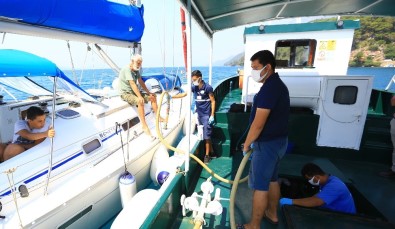 Denizlerden 2 Milyon 237 Bin Litre Atık Toplandı