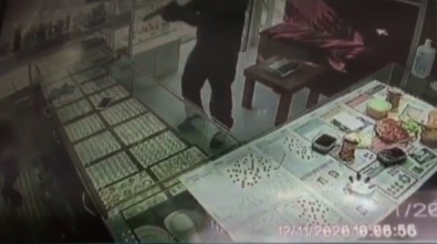 Kuyumcuyu Vuran Gözü Dönmüş Gaspçılar Yakalandı