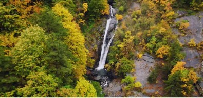 Küreklidere Şelalesi'nde Sonbahar Güzelliği