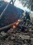 Taklalar Atan Otomobil, Deponun Üzerine Düştü Açıklaması 1 Kişi Yaralandı Haberi