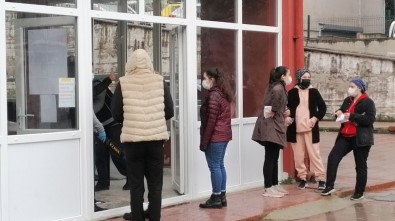 Zonguldak'ta Adaylar KPSS'de Ter Döküyor