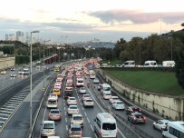 İstanbul'da Trafik Yoğunluğu Yüzde 40'I Aştı