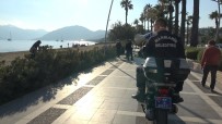 Marmaris'te Emniyetten Ve Zabıtadan Megafonlu Uyarı