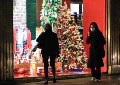 İtalya'da Mart'tan Bu Yana Covid-19'A Bağlı En Yüksek Can Kaybı