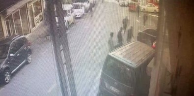 (Özel) İstanbul'da Güpegündüz Silahlı Çatışma