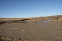 Silvan'da 300 Bin Metreküp Kapasiteli Hayvan İçme Suyu Göleti Tamamlandı Haberi