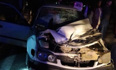 Şanlıurfa'da Otomobil Biçerdövere Çarptı Açıklaması 1 Ölü, 2 Yaralı