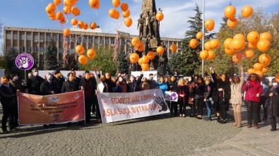 Uşak'ta Kadına Yönelik Şiddete Karşı Uluslararası Mücadele Günü Etk,Nleri
