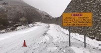 Arvin-Ardanuç-Ardahan Karayolu Kar Nedeniyle Ulaşıma Kapandı Haberi