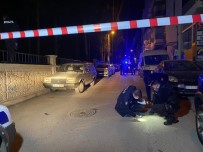 İzmir'de Garip Olay Açıklaması Devriye Atan Polis Ekipleri Sokaklardan Yaralı Topladı Haberi