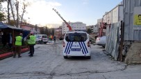 Metro Şantiyesinde Beton Mikseri Devrildi Haberi