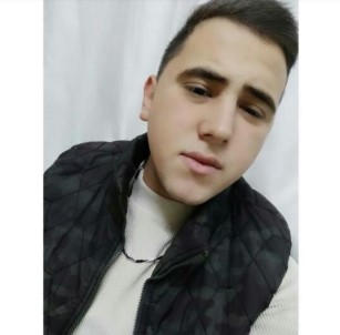 Otomobilin Çarptığı Talihsiz Genç Hayatını Kaybetti